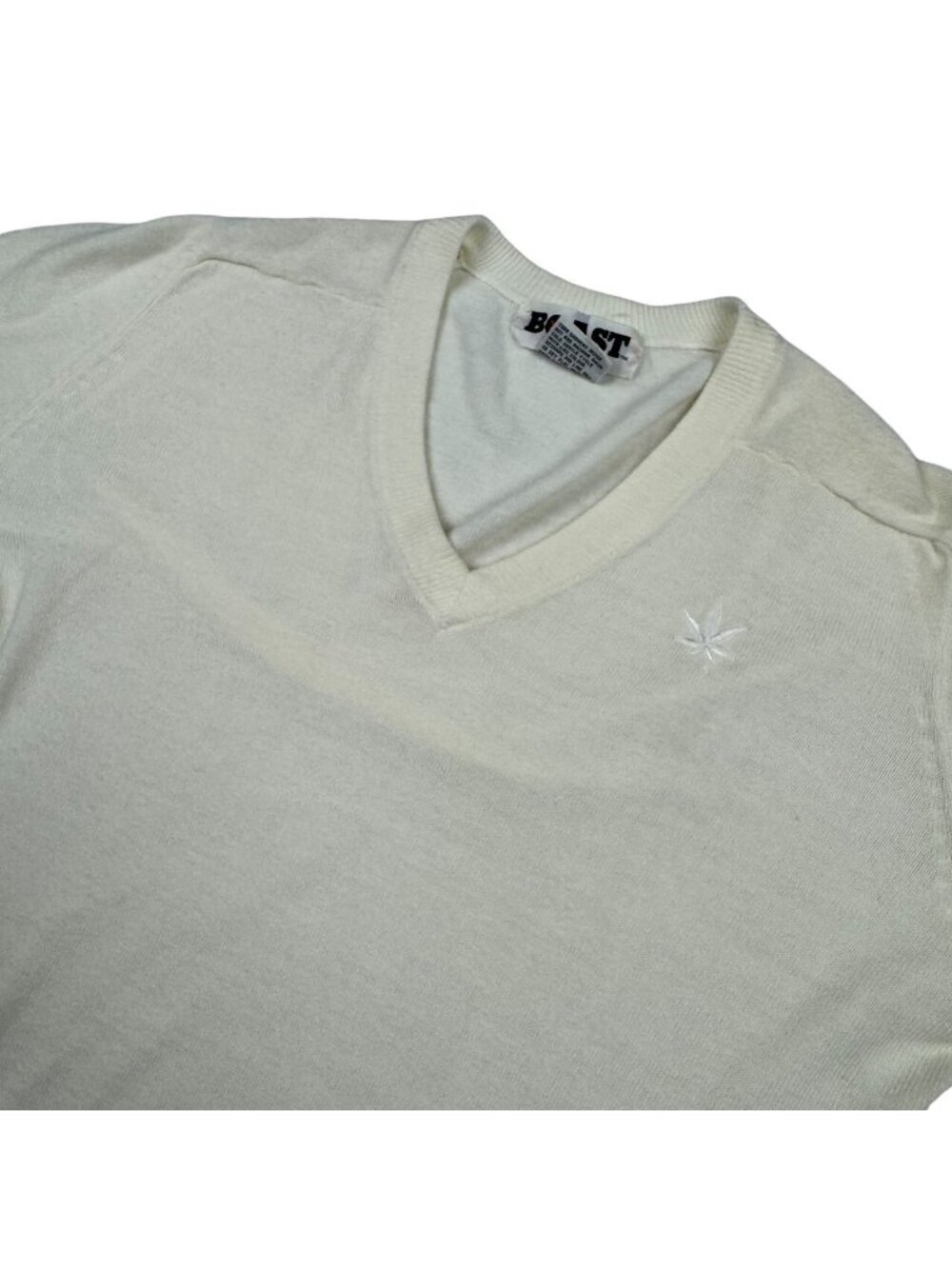 VTG Boast Men's Acrylic/Cashmere V-Neck Sweater Off White • Medium